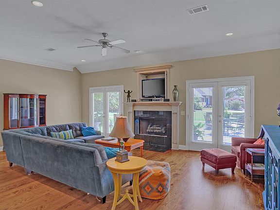 5th image of 897 N Deerfield Dr