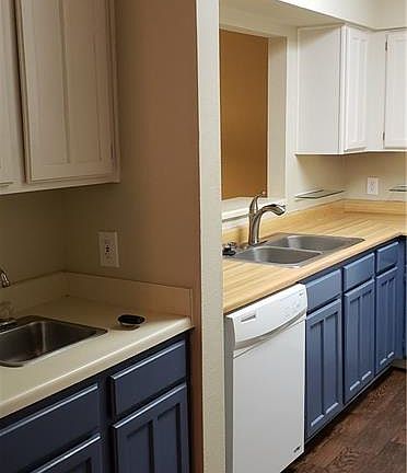 3rd image of 4401 River Valley Dr APT 504