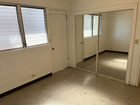 5th image of 1475 Thurston Ave #13