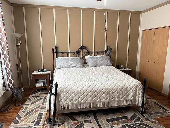 5th image of 367 Larkspur Ln
