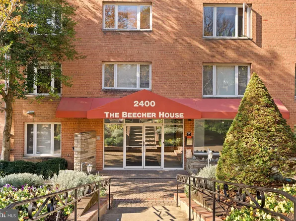 2400 41st St NW APT 401, Washington, DC 20007
