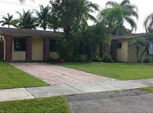 16021 SW 98th Ave, Miami, FL 33157