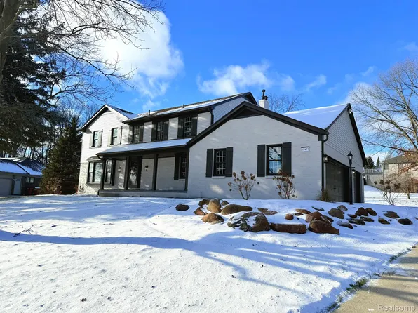 61473 Wagon Wheel Ct, Washington, MI 48094