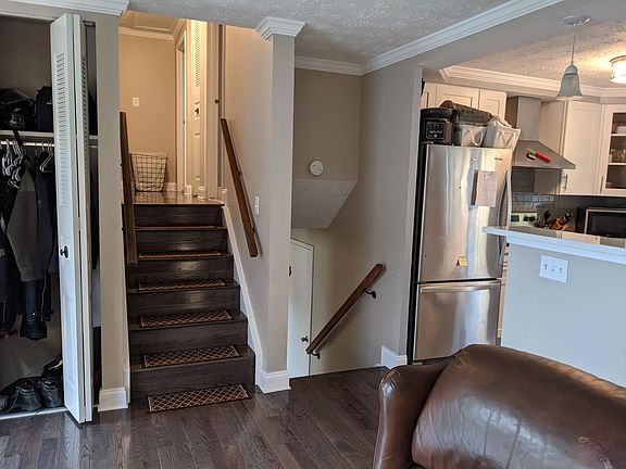 2nd image of 9720 Water Oak Dr