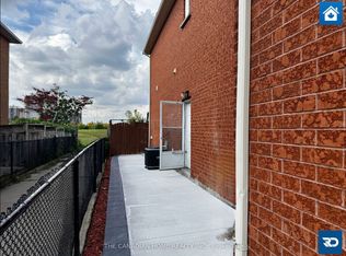 30 Tina Ct, Brampton, ON L6Y 4M6