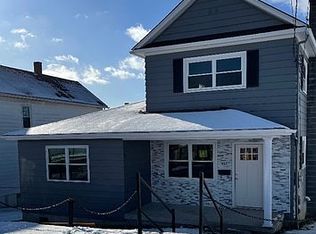 433 Penn Ave, Dupont, PA 18641