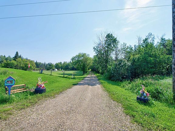 3rd image of 22559 Wye Rd #319