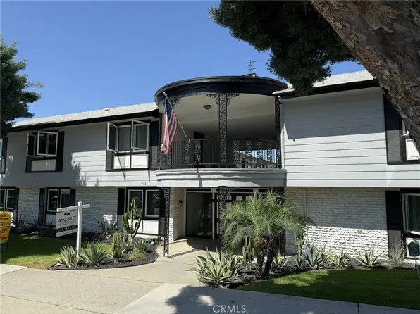911 N Walnut St, La Habra, CA 90631