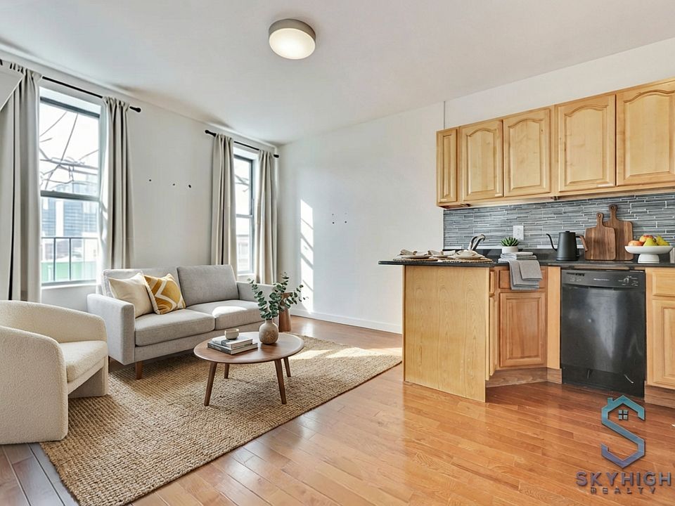 1st image of 479 Warren St #4BG