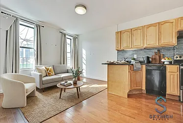 479 Warren Street, #4BG