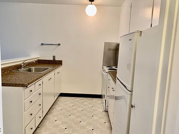 4th image of 1563 Hyde St APT 23
