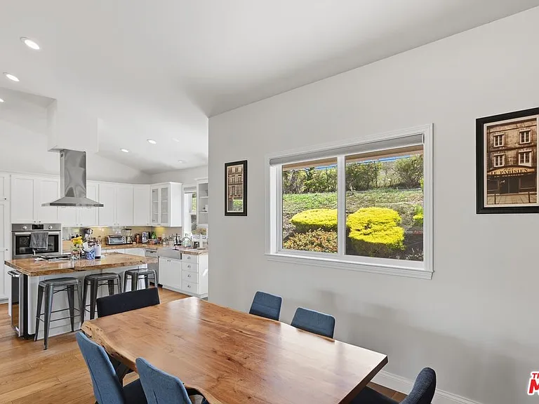 30429 Morning View Dr — Photo 15