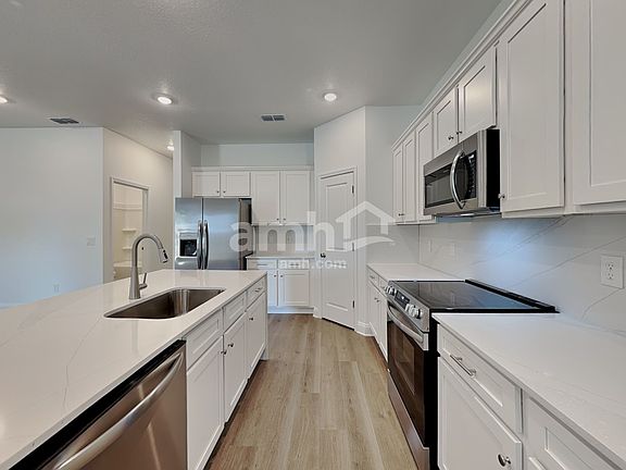 3rd image of 15156 Serenity Way