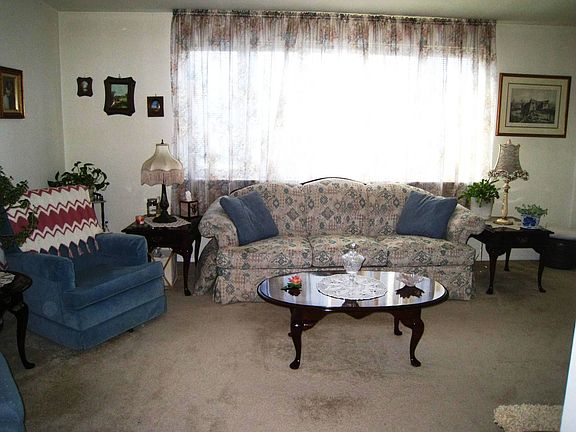 Large Living room with large picture window
