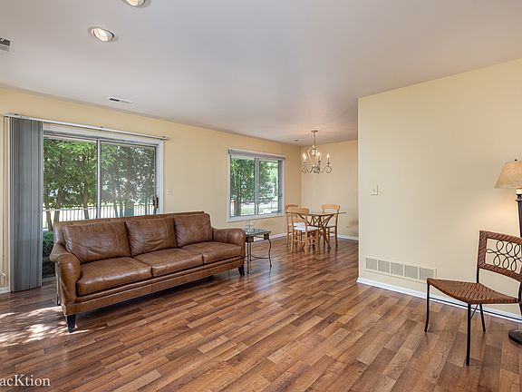 4th image of 5532 Barclay Ct #5532