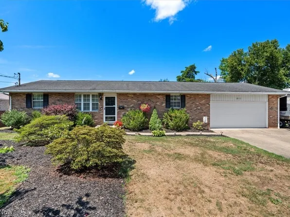 811 Braun Rd, Belpre, OH 45714
