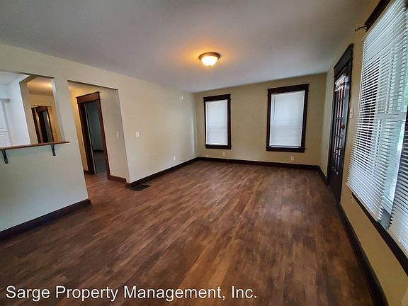 2nd image of 700 N Washington St #1