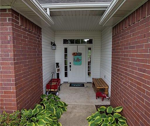 2nd image of 613 Weston Cir