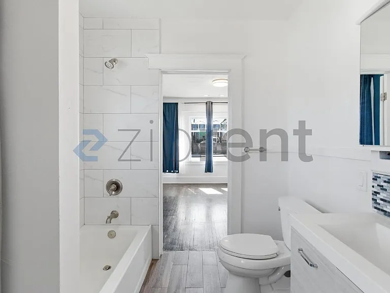 423 Mill St #423 MILL ST — Photo 11
