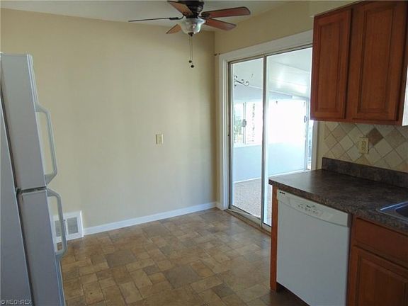 4th image of 30401 Mildred Dr