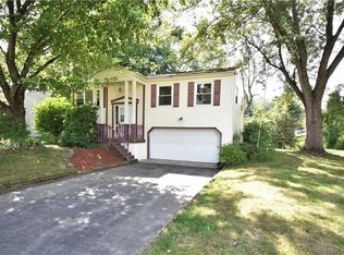 1339 Wakefield Dr, Hermitage, PA