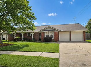 802 James St, Deer Park, TX 77536