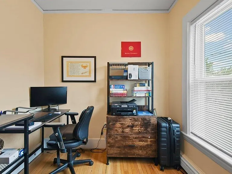 349 Crescent St #2 — Photo 11