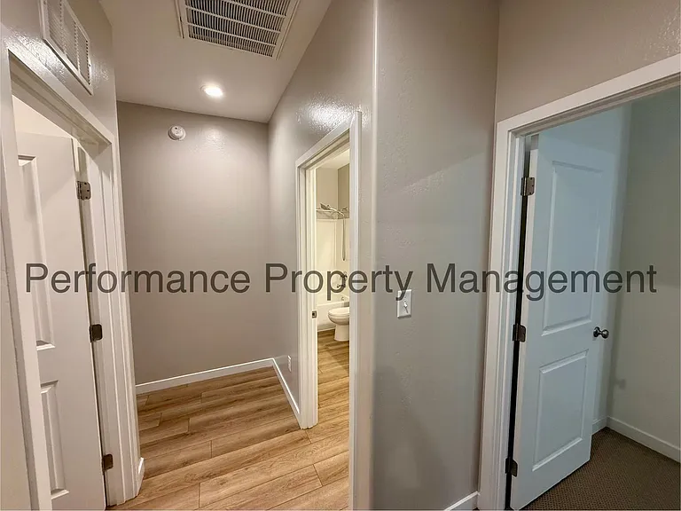 7215 Canyon Creek Dr — Photo 8