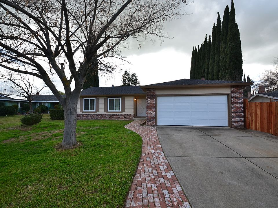 1st image of 1532 Woodland Dr
