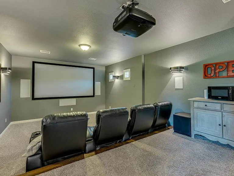 308 Duffy Ln — Photo 23