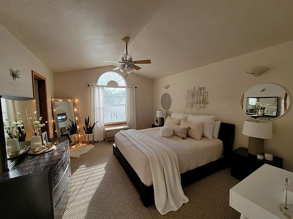 5th image of 1209 W Edgewood Cir