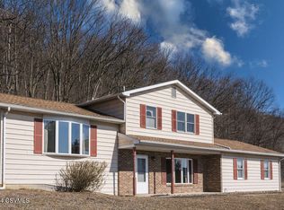 83 Trump Rd, Danville, PA 17821