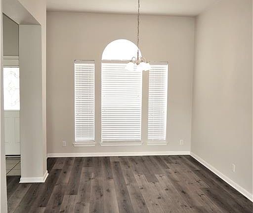 3rd image of 116 Bayliss St