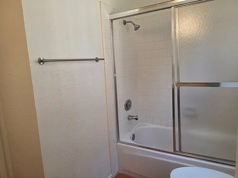 398 N Brook Glen Ln — Photo 46