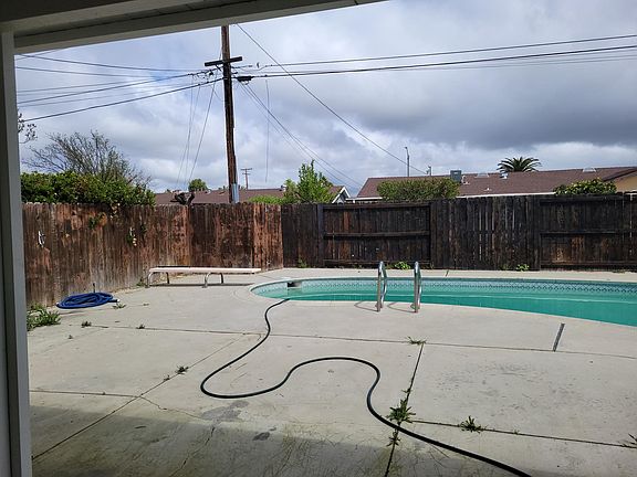 5th image of 574 W Thornton Ave