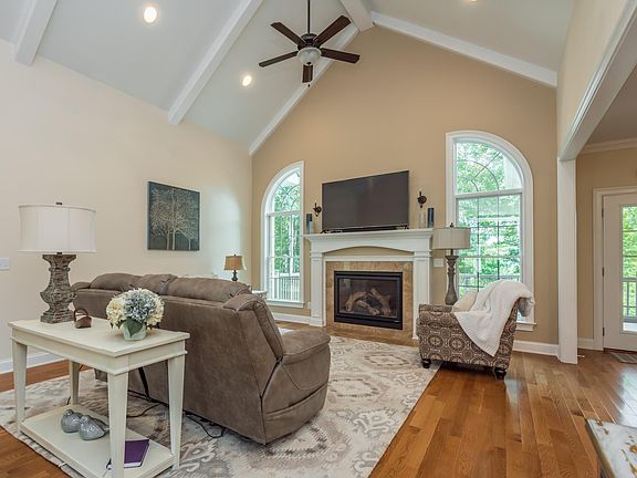 5th image of 160 Highland Reserve Way