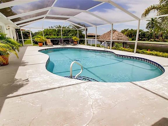 3rd image of 4010 SW 19th Pl