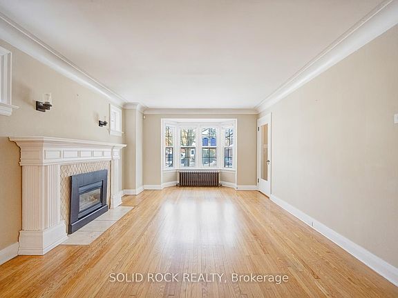 5th image of 117 Mill St S