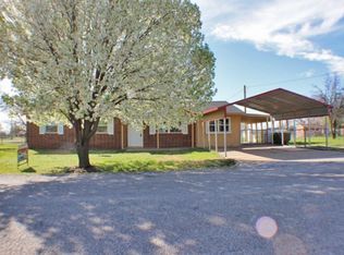 308 Kiowa Ave, Geronimo, OK 73543