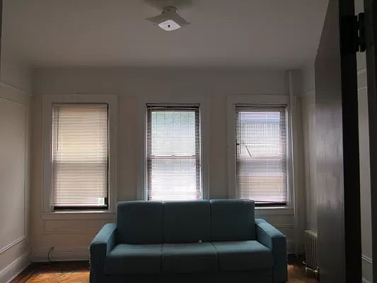 5th image of 2366 35th St