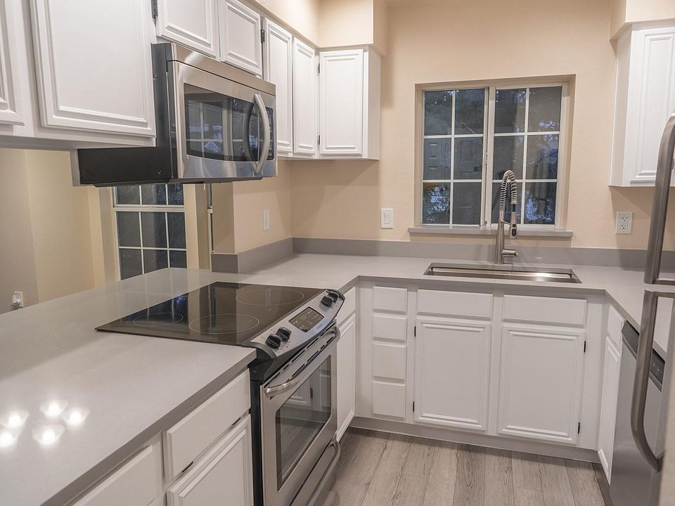 1st image of 2630 118th Ave SE #6303