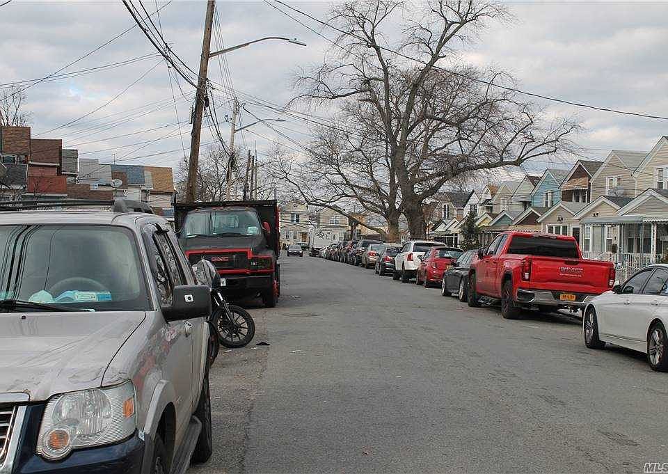 2nd image of 11730 142nd Pl