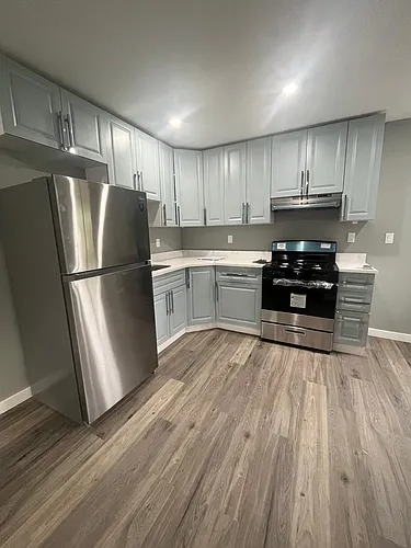 57 Waller St #1 Photo 1