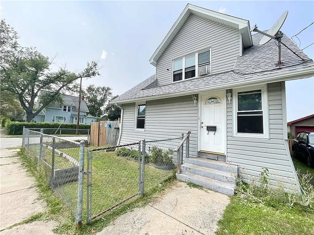 3204 Skellie Ave photo 1