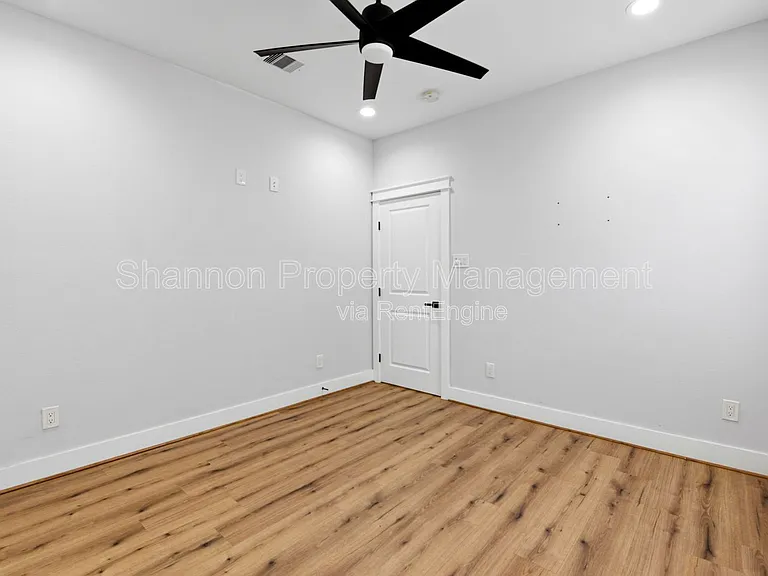 6476 T C Jester Blvd — Photo 38