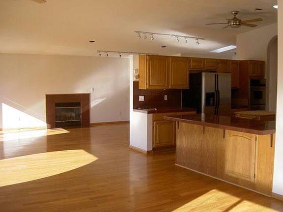 5th image of 1402 Giannotti Dr