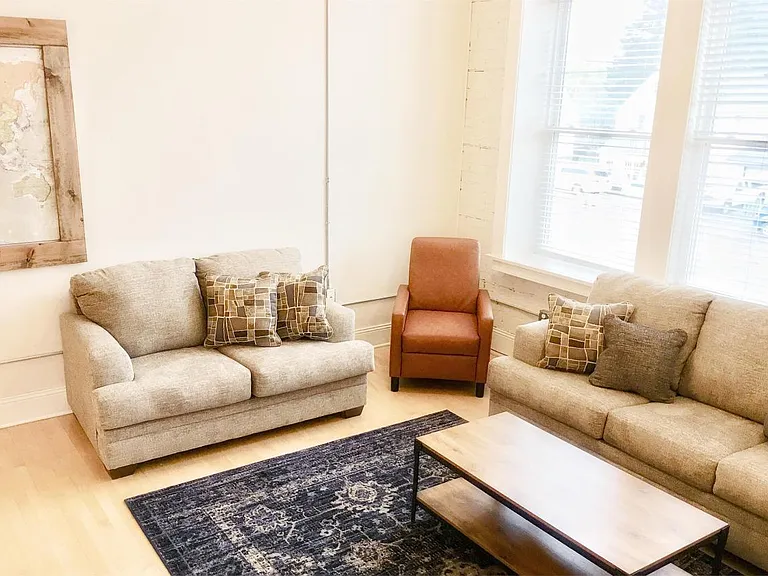 801 N Lincoln Dr #201 — Photo 4