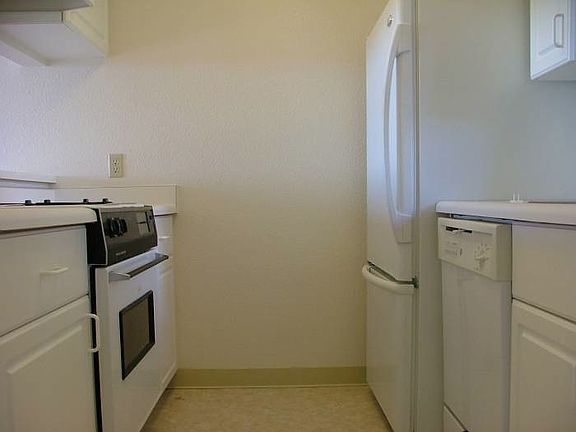 3rd image of 92-1185 Palahia St APT L105