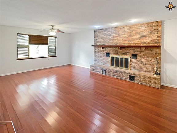 4th image of 409 Diamondhead Dr