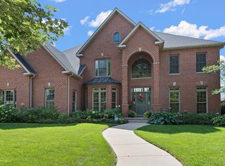 413 Edgewater Dr, Morris, IL 60450